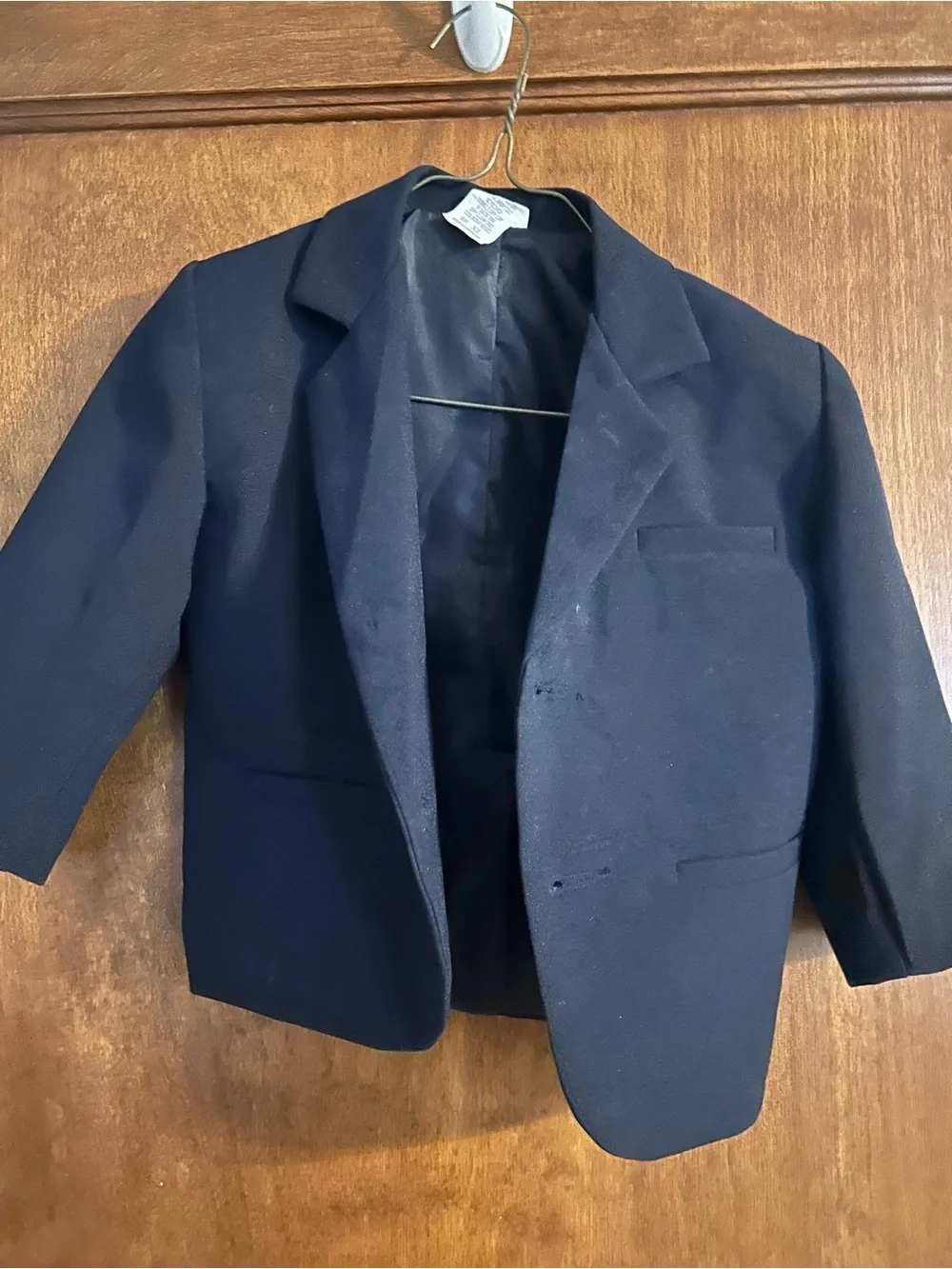 2T Suit with vest and tie